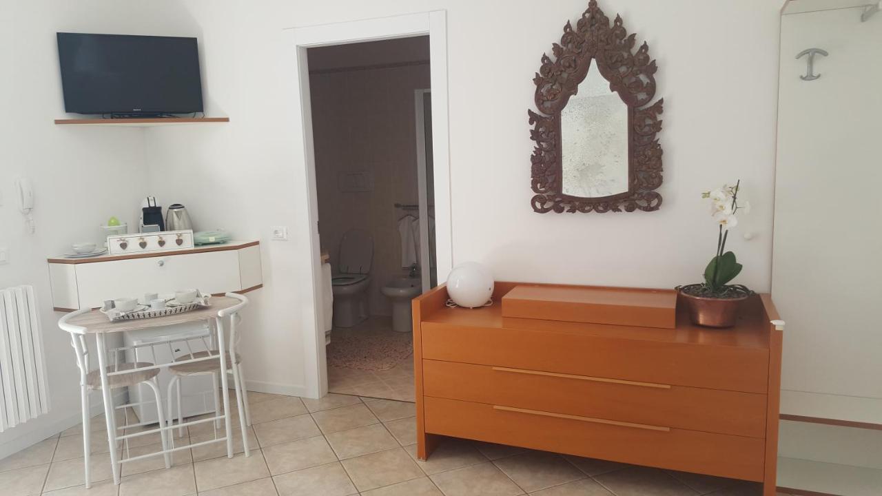 B&B Casa Gaia - Сирмионе Екстериор снимка